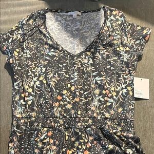 LC Lauren Conrad Black Floral Short Sleeve Top
